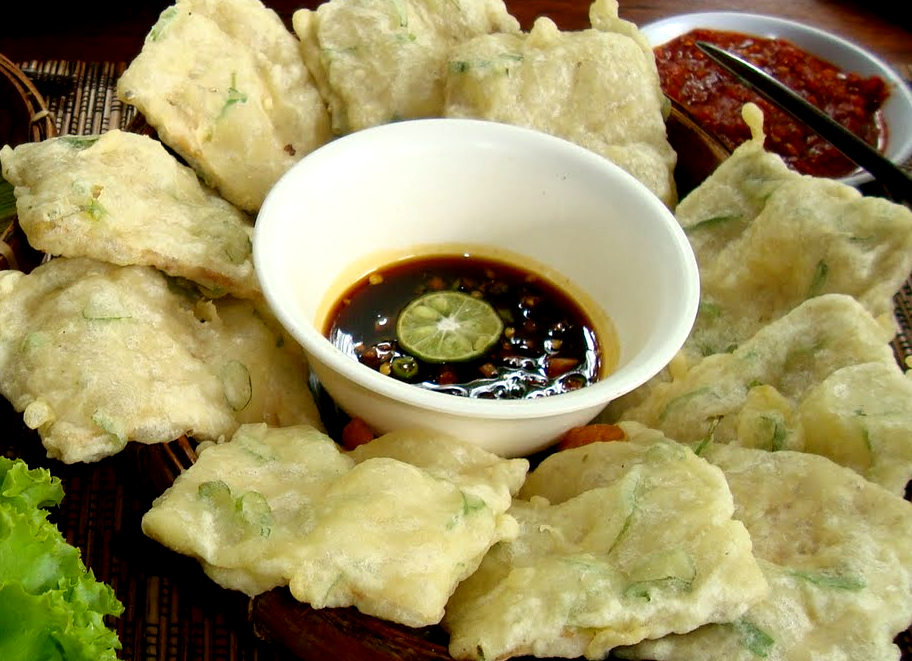 Mendoan yang Ngumpet Khas Purwokerto | Majalah Gloob!